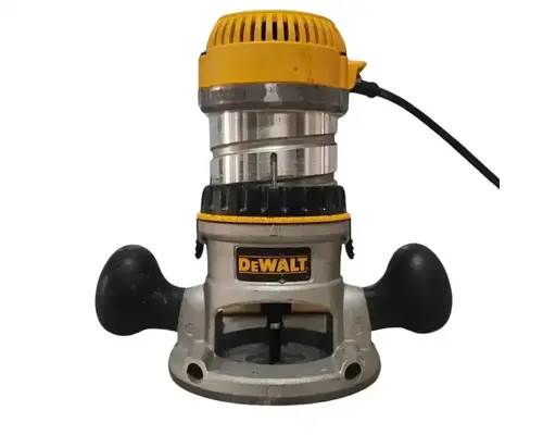 Router 1 3/4 hp